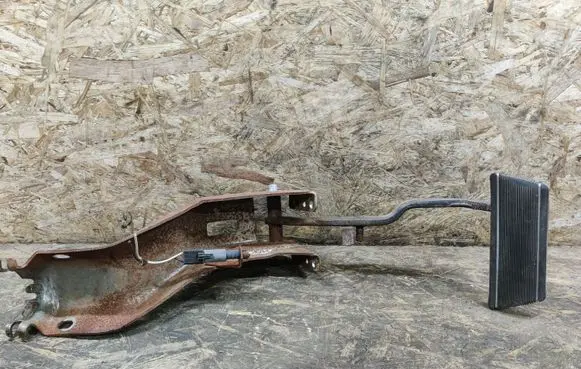 Buick LeSabre Brake pedal