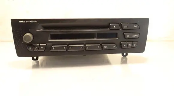 Radio/GPS head unit trim