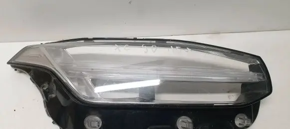 Volvo XC90 Headlight lense 