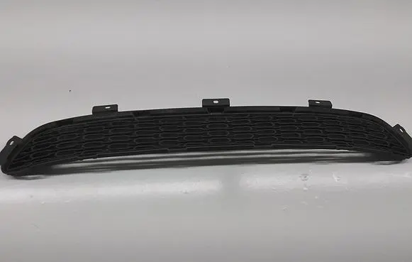 KIA Sorento Front bumper lower grill 865622P500