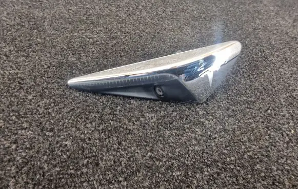 Tesla Model S Side fender camera 112510700B