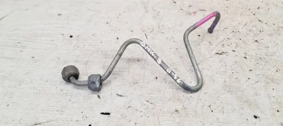 BMW 3 E36 Fuel injector supply line/pipe 
