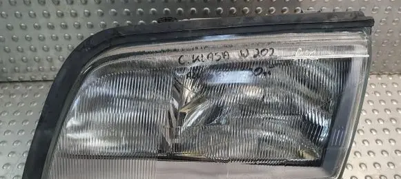 Mercedes-Benz C W202 Headlight/headlamp 0301036201