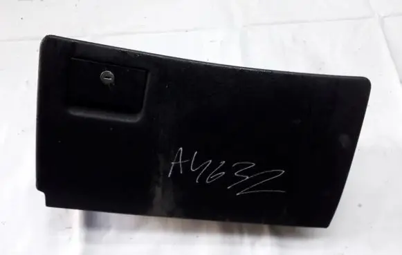 Audi 80 90 S2 B4 Glove box 8A1857035B