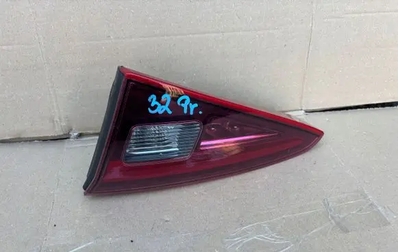 Alfa Romeo Giulia Tailgate rear/tail lights