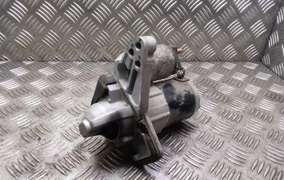 Nissan Qashqai Starter motor 233004979R