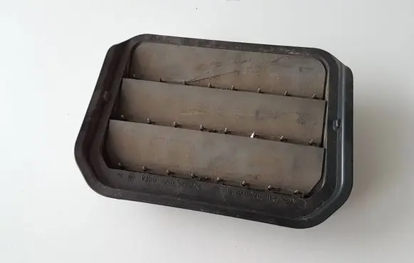 Ford Focus Fender grill H1BBA280B62AB