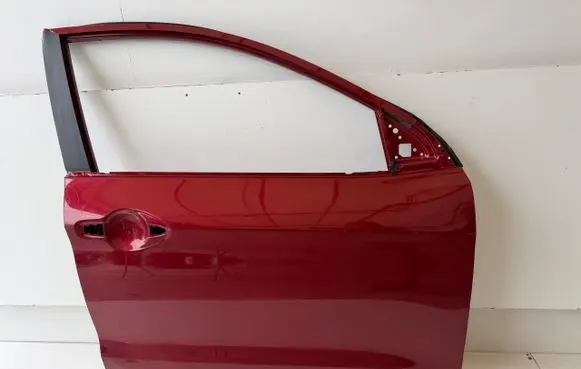 Nissan Qashqai Front door