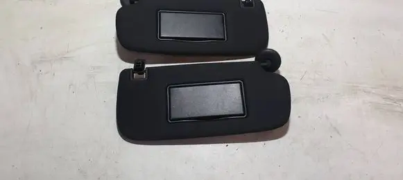 Sun visor