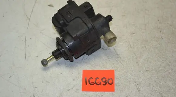 Headlight level adjustment motor