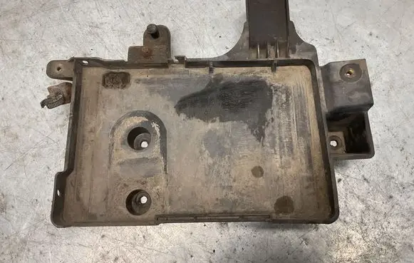 Mitsubishi Colt Battery tray MR989182