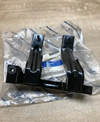 Hyundai Accent Rear bumper mounting bracket 8663422200