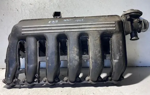 BMW 5 E39 Intake manifold