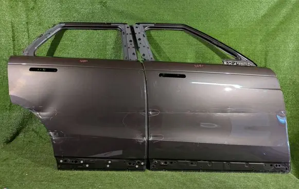 Land Rover Range Rover Sport L461 Front door 
