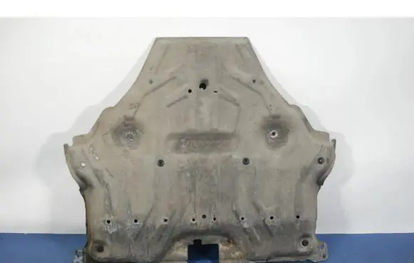 Mercedes-Benz CLS C218 X218 Front underbody cover/under tray A2125241085