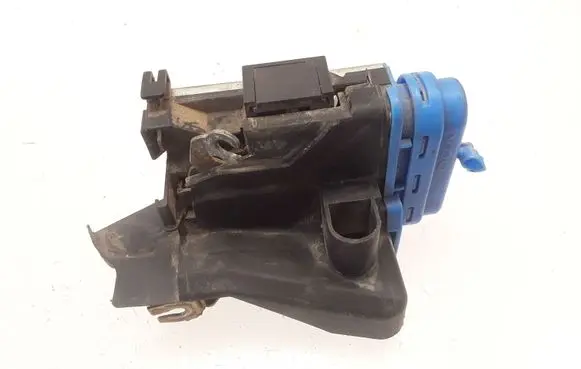 Audi A4 S4 B5 8D Rear door lock 8D0839016A 8D0839016