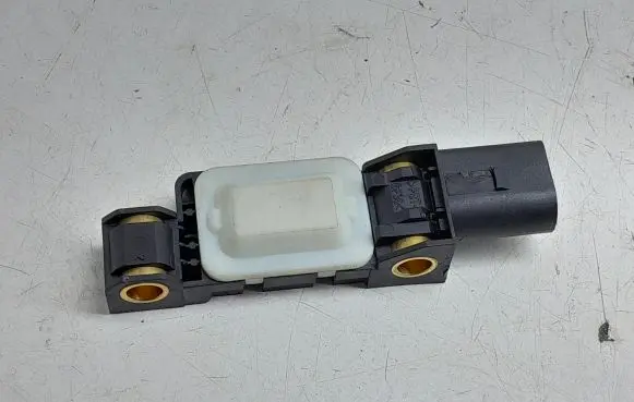 Volkswagen Phaeton Airbag deployment crash/impact sensor 4B0959643E