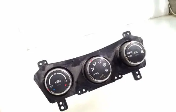 SsangYong Korando Climate control unit 6871034101