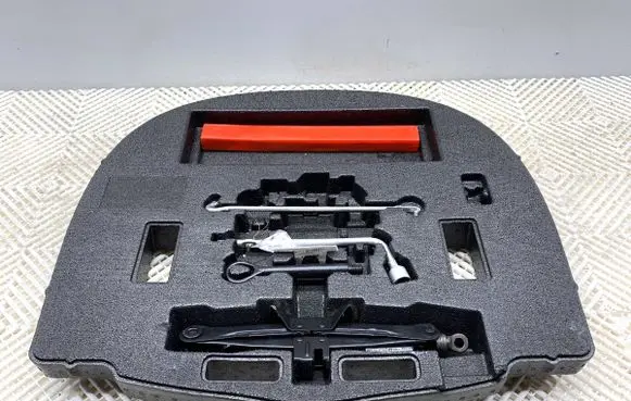 Toyota Camry VIII XV70 Other interior part 6477933240