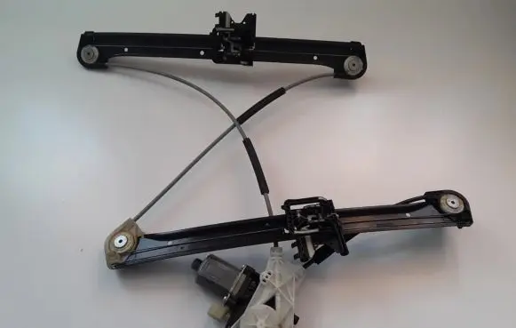 Audi A3 S3 8V Front door window regulator with motor 8V4837461