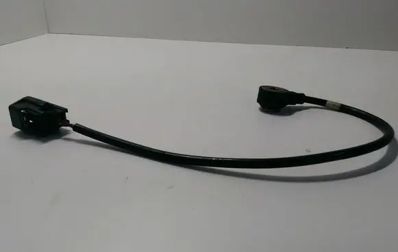 Ford Focus Detonation knock sensor 1072086B
