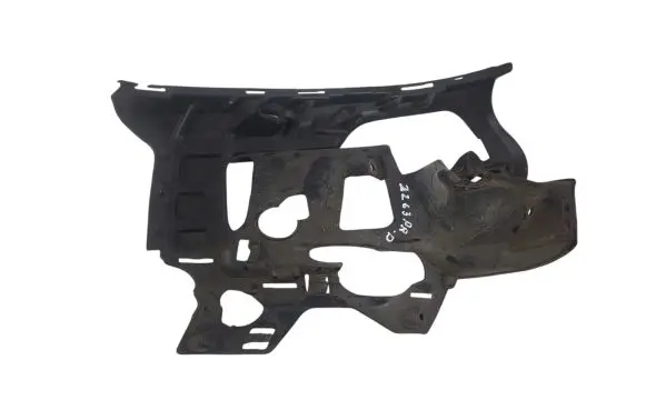 Volvo V60 Front bumper mounting bracket 31323841