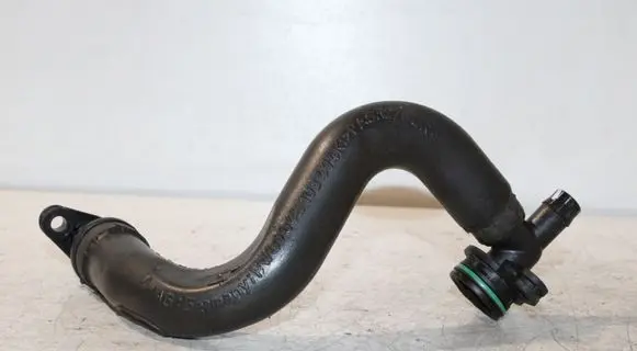 Volkswagen Golf VII Breather/breather pipe/hose 04E103474K