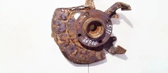 Volkswagen Polo III 6N 6N2 6NF Front wheel hub