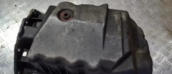 Renault Megane I Oil sump 330690221