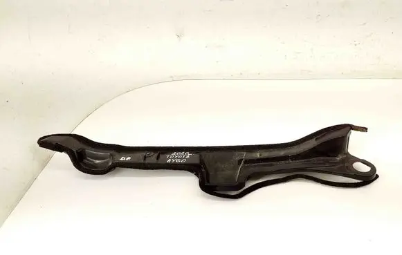 Toyota Aygo AB40 Fender end trim 538270H031