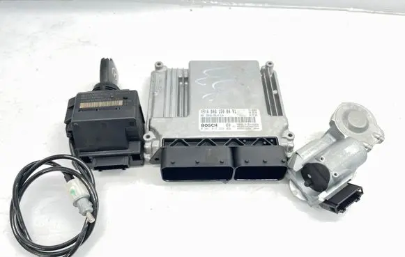 Mercedes-Benz E W211 Engine ECU kit and lock set A6461500491 2115451408
