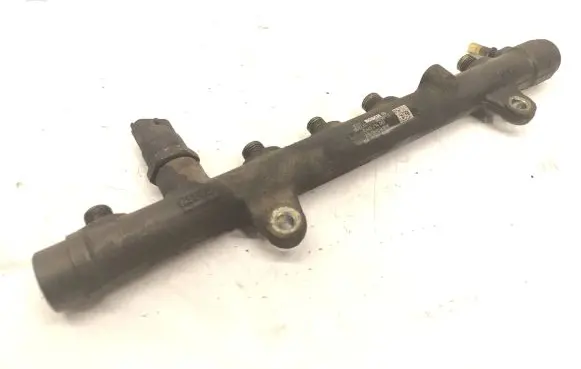 Renault Trafic II (X83) Fuel main line pipe 8200330912 002507L3 0445214065