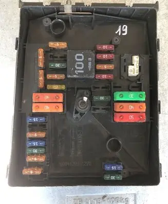 Volkswagen Touran I Fuse module 1K0937804G 1K0937802 1K0937821G