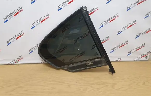 BMW 5 F10 F11 Rear vent window glass 7182026 51357182026