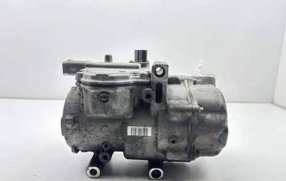 Toyota Prius+ (ZVW40) Air conditioning (A/C) compressor (pump) ES27C 0422000391