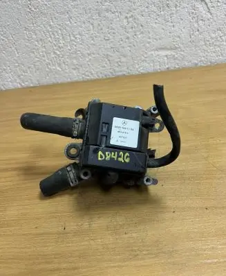 Mercedes-Benz E W210 Other control units/modules A0001591104 D8426