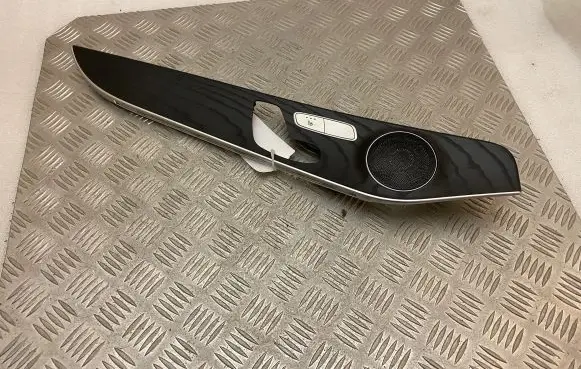 Mercedes-Benz GLC X253 C253 Front door trim bar A2057202780