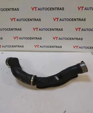 BMW X6 E71 Intercooler hose/pipe 7807986