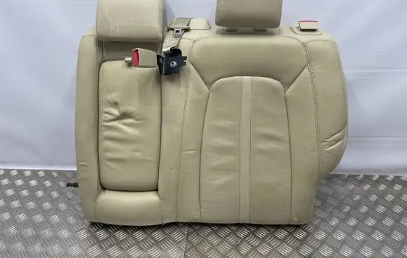Lincoln MKZ II Rear seat 
