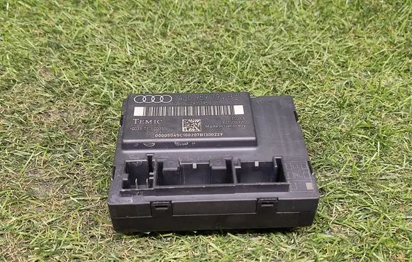 Audi Q7 4L Door control unit/module 4L0959794B 4L0910795B