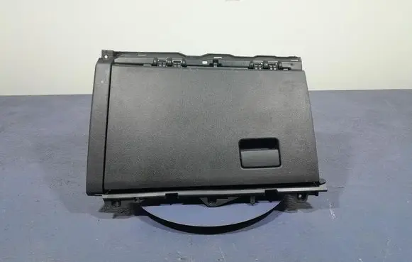 Suzuki Swace Glove box 5555202430