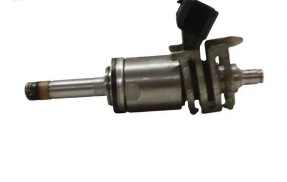 Lexus IS III XE30 Fuel injector 2325031120 05R28 07630