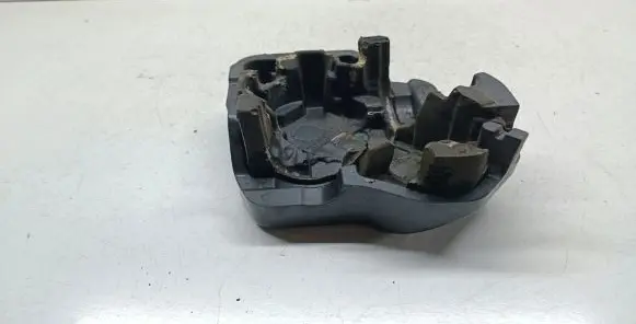 Jeep Grand Cherokee Pneumatic air compressor holding bracket P05162052AJ