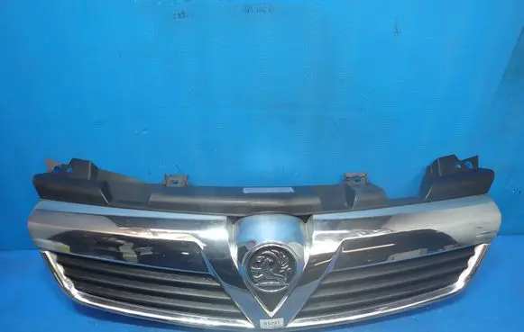 Opel Zafira B Front grill 13157590 321228108