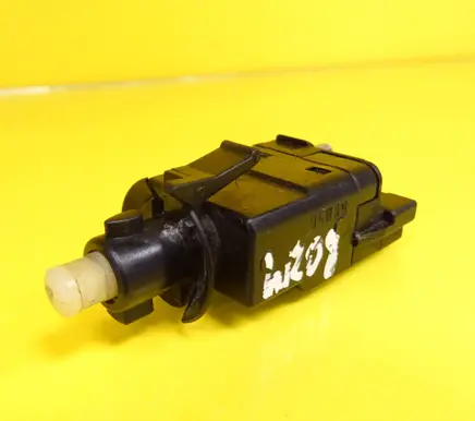 Mercedes-Benz CLK A208 C208 Brake pedal sensor switch 0015450109
