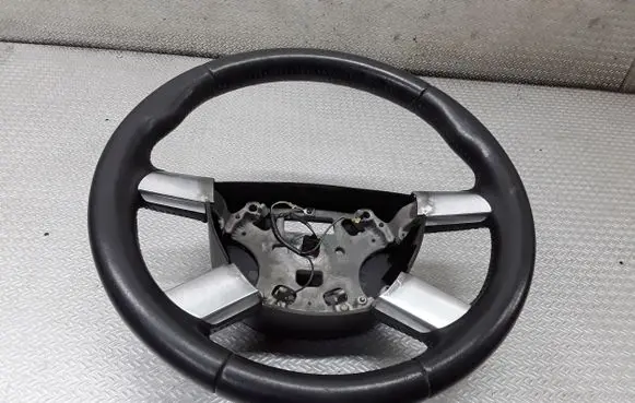 Ford Focus C-MAX Steering wheel 3M513600B