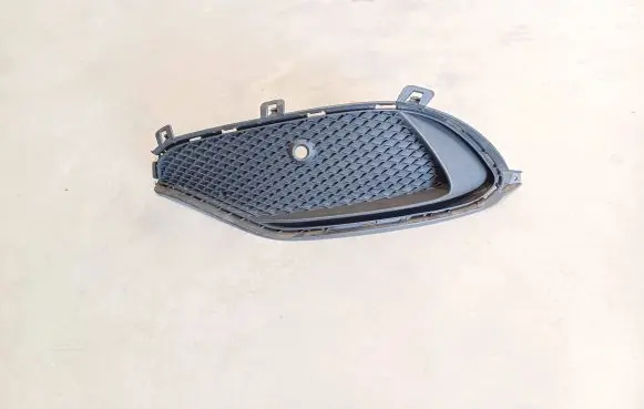 Mercedes-Benz CLA C117 X117 W117 Front fog light trim/grill A1178857500