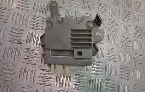 Toyota Yaris Power steering control unit/module 225000-0540