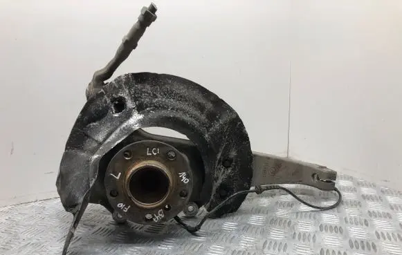 BMW 5 F10 F11 Front wheel hub spindle knuckle