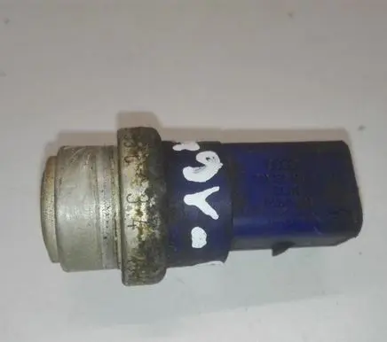 Coolant temperature sensor